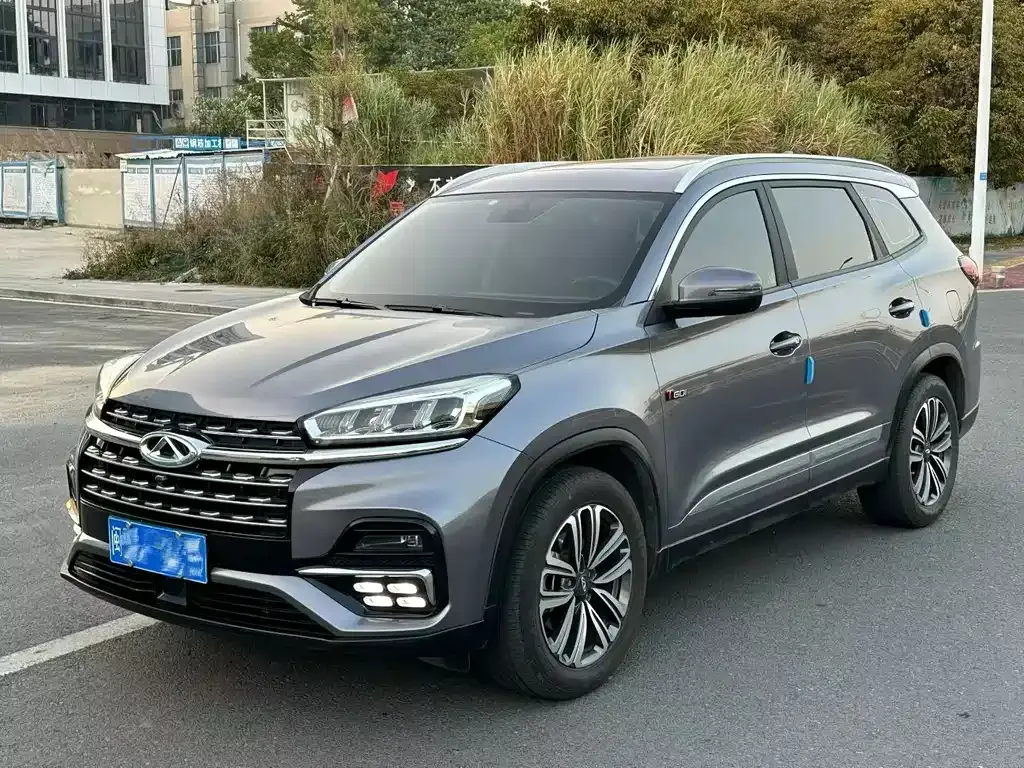 Chery Tiggo 8 — фото 1