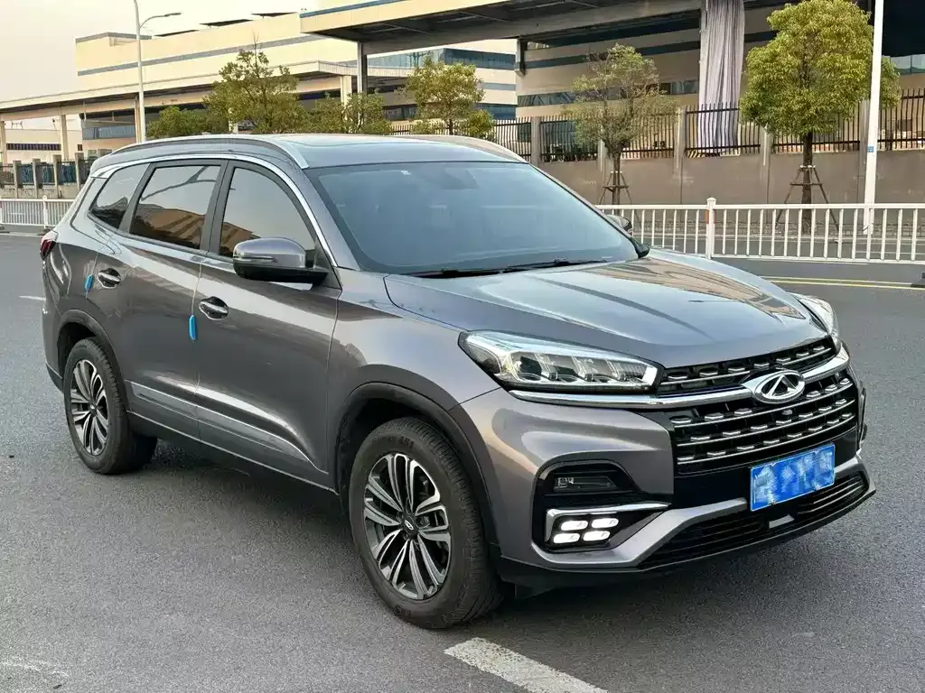 Chery Tiggo 8 — фото 9