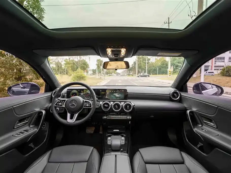 Mercedes-Benz A-Class — фото 10