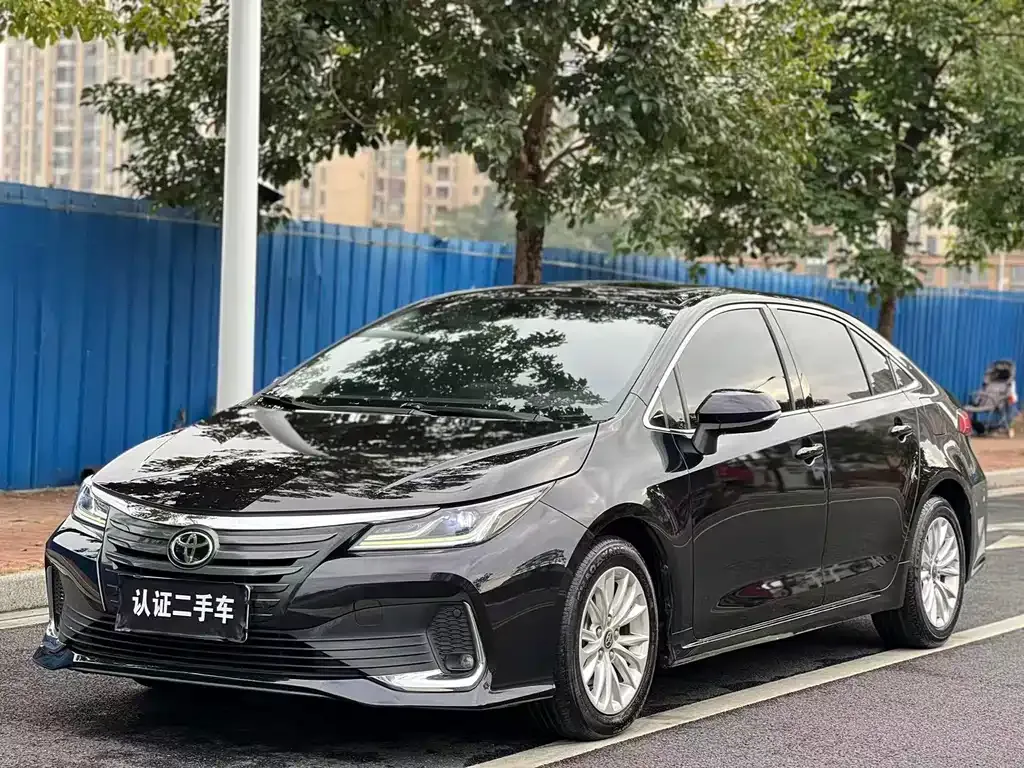 Toyota Allion — фото 1
