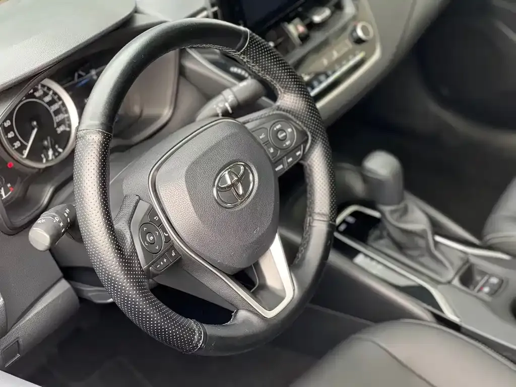 Toyota Allion — фото 10