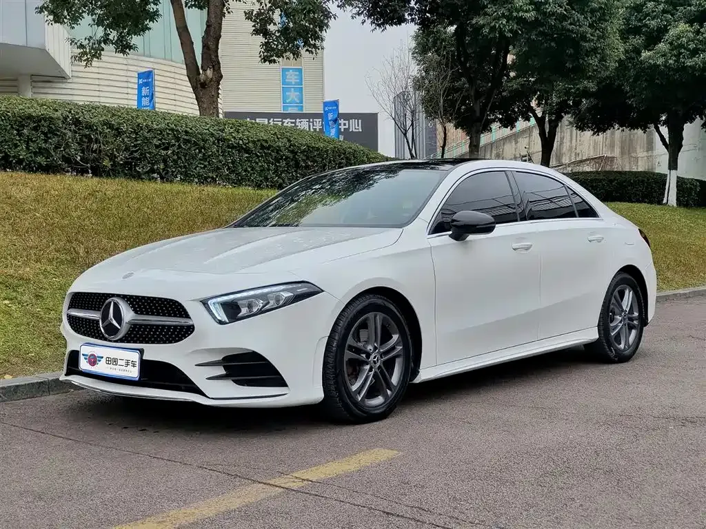 Mercedes-Benz A-Class — фото 1