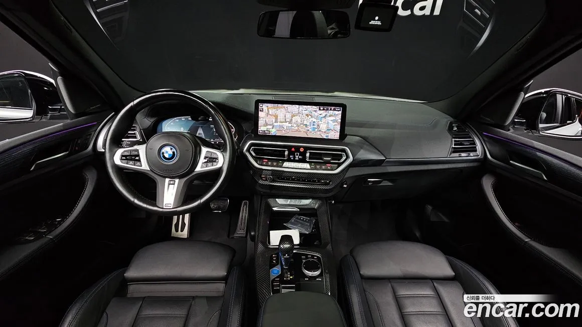 BMW iX3 — фото 10