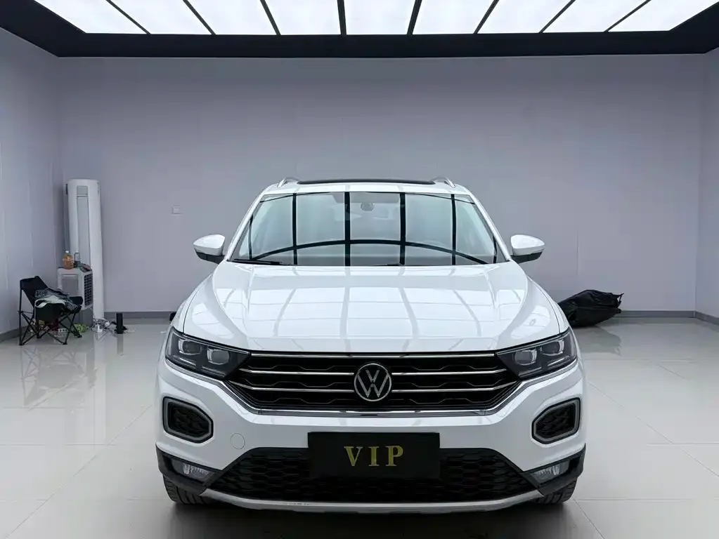 Volkswagen T-Roc — фото 2