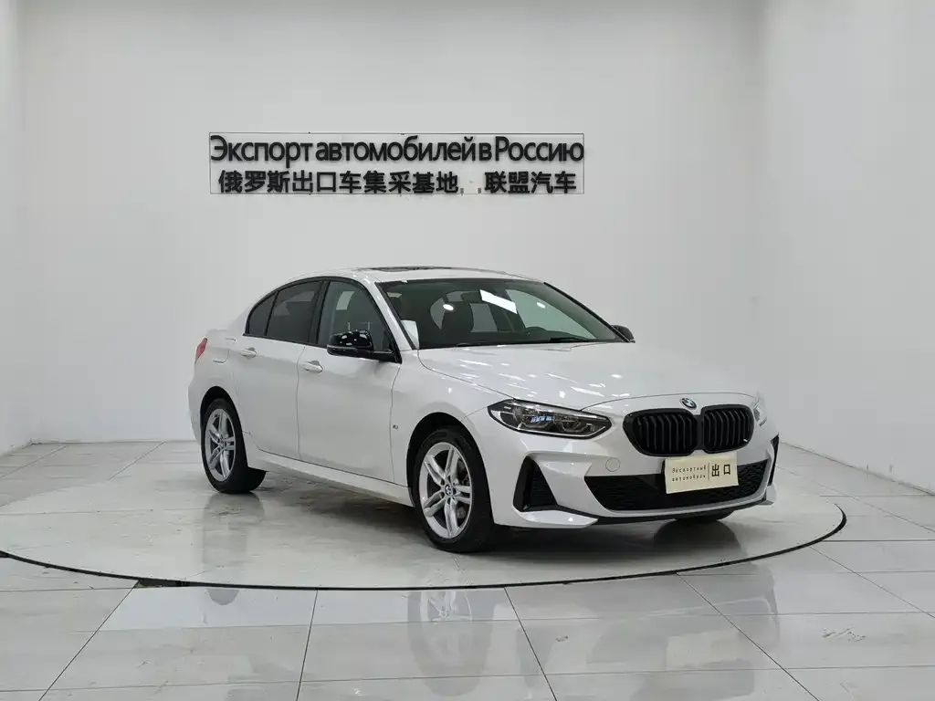 BMW 1 Series — фото 1
