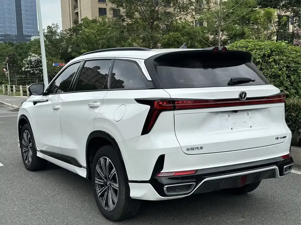 Changan CS75PLUS — фото 10