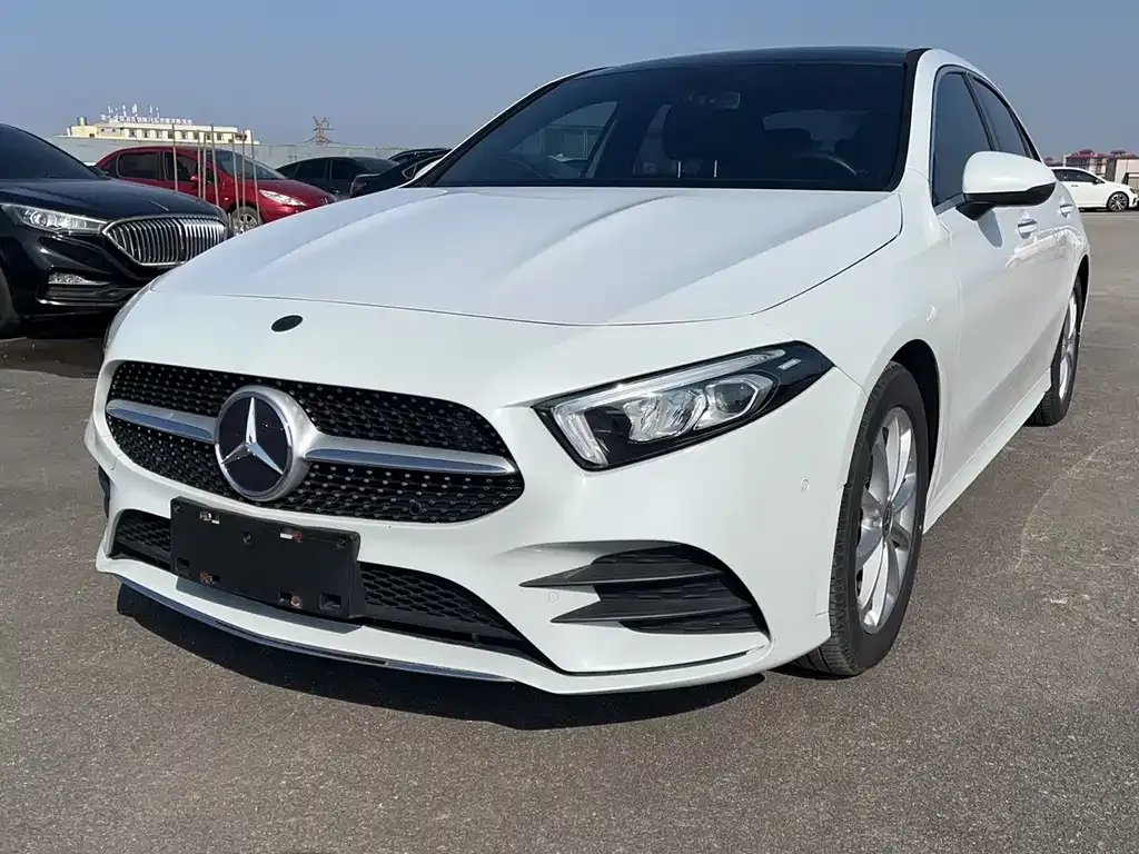 Mercedes-Benz A-Class — фото 1