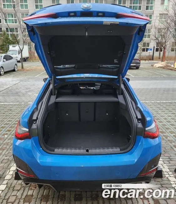 BMW i4 — фото 2