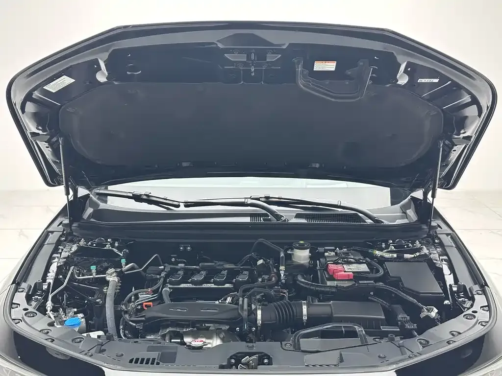 Honda Accord — фото 10