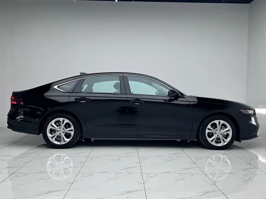 Honda Accord — фото 5