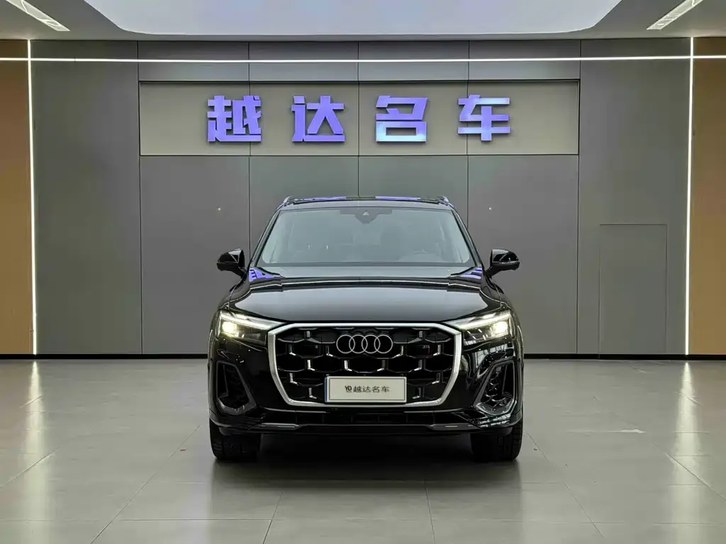 Audi Q7 — фото 4