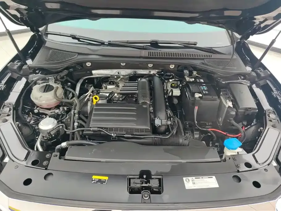 Volkswagen Passat — фото 10