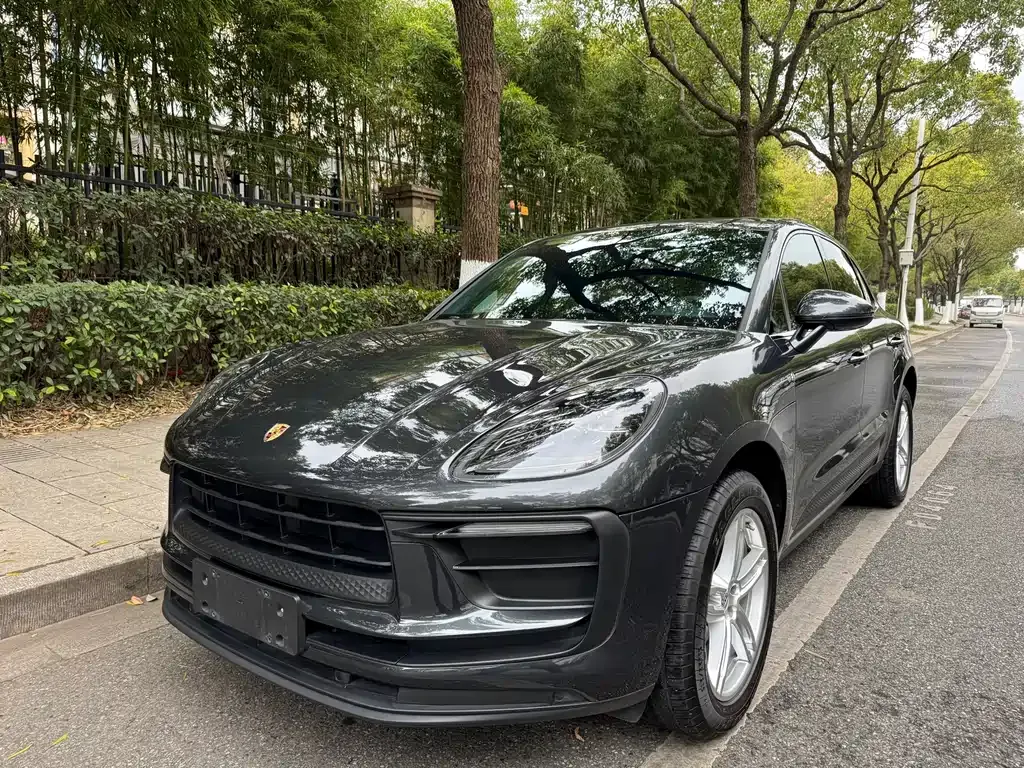 Porsche Macan — фото 1