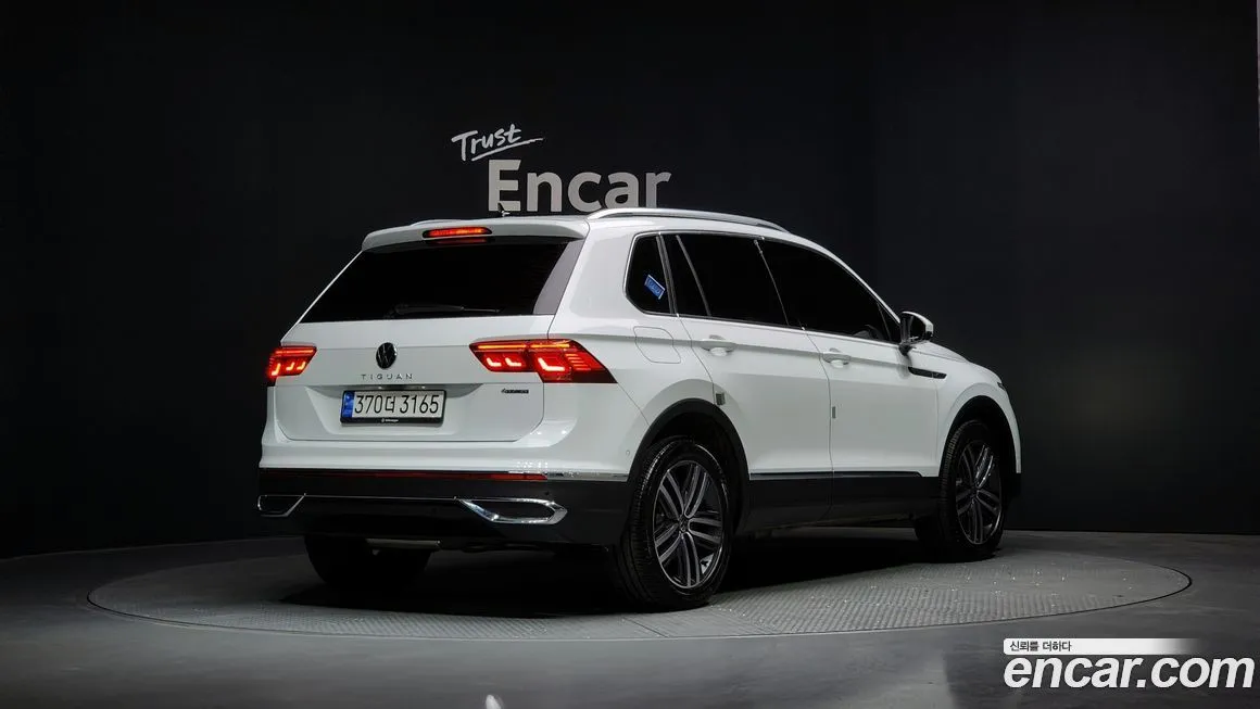Volkswagen Tiguan — фото 2