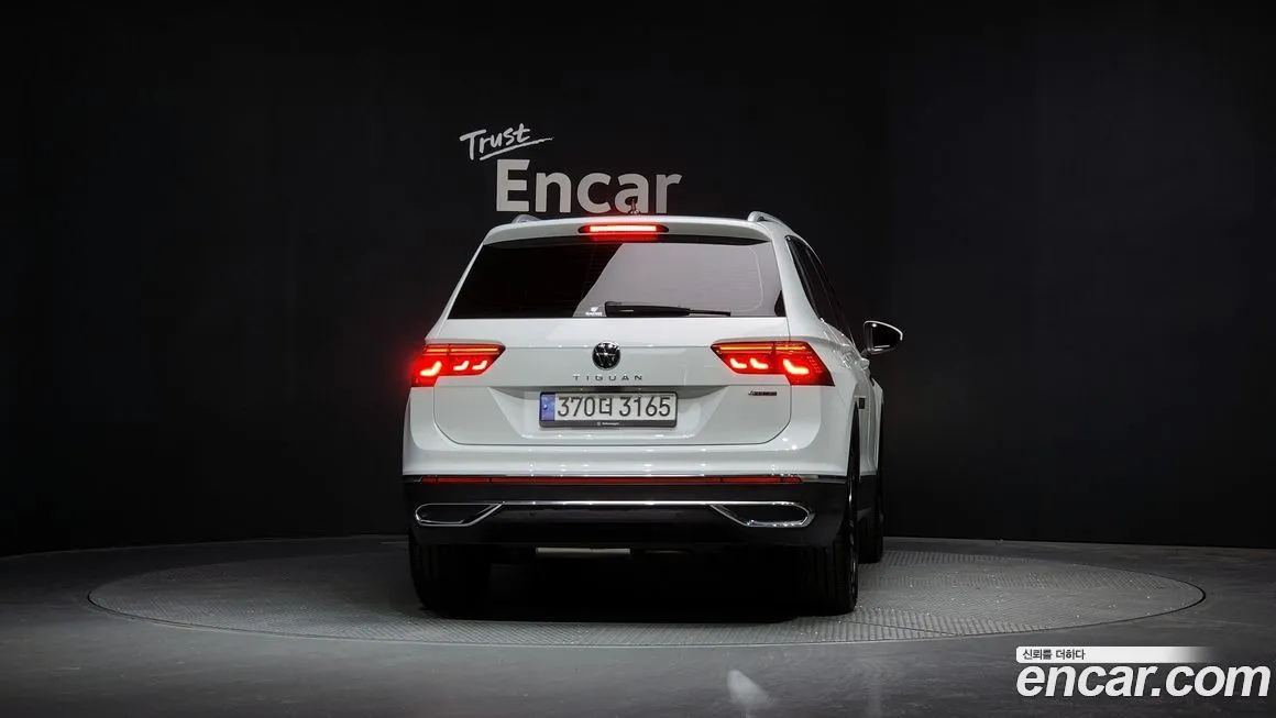Volkswagen Tiguan — фото 4