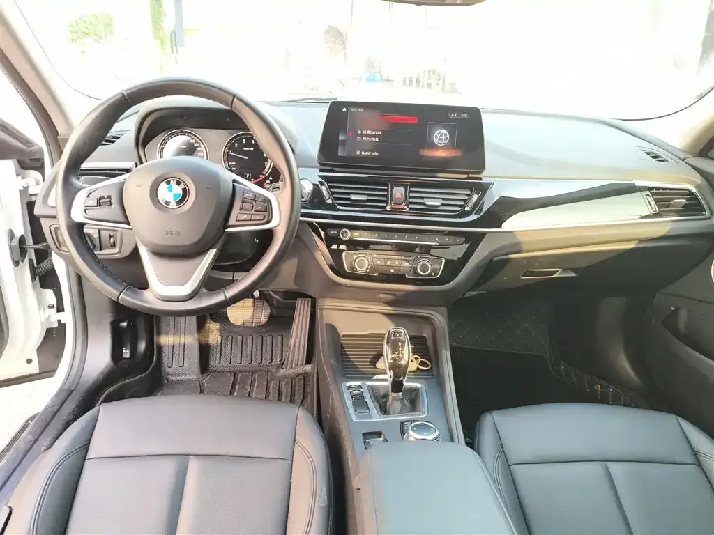 BMW 1 Series — фото 10