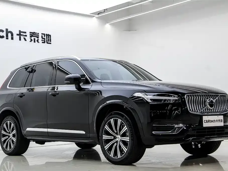 Volvo XC90 — фото 6