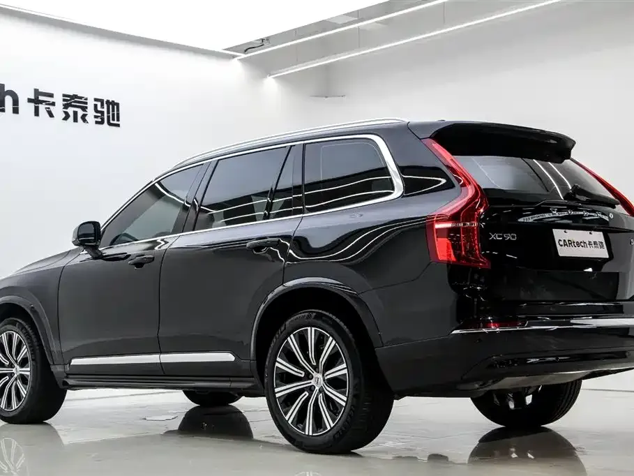 Volvo XC90 — фото 2