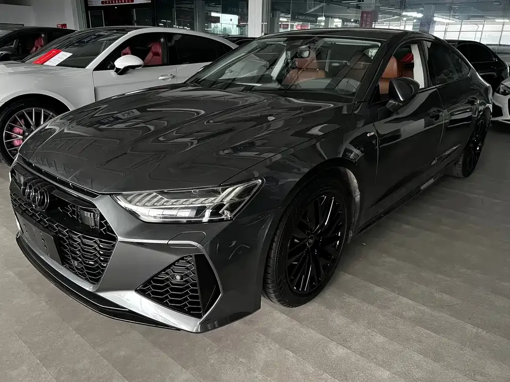 Audi A7 — фото 1