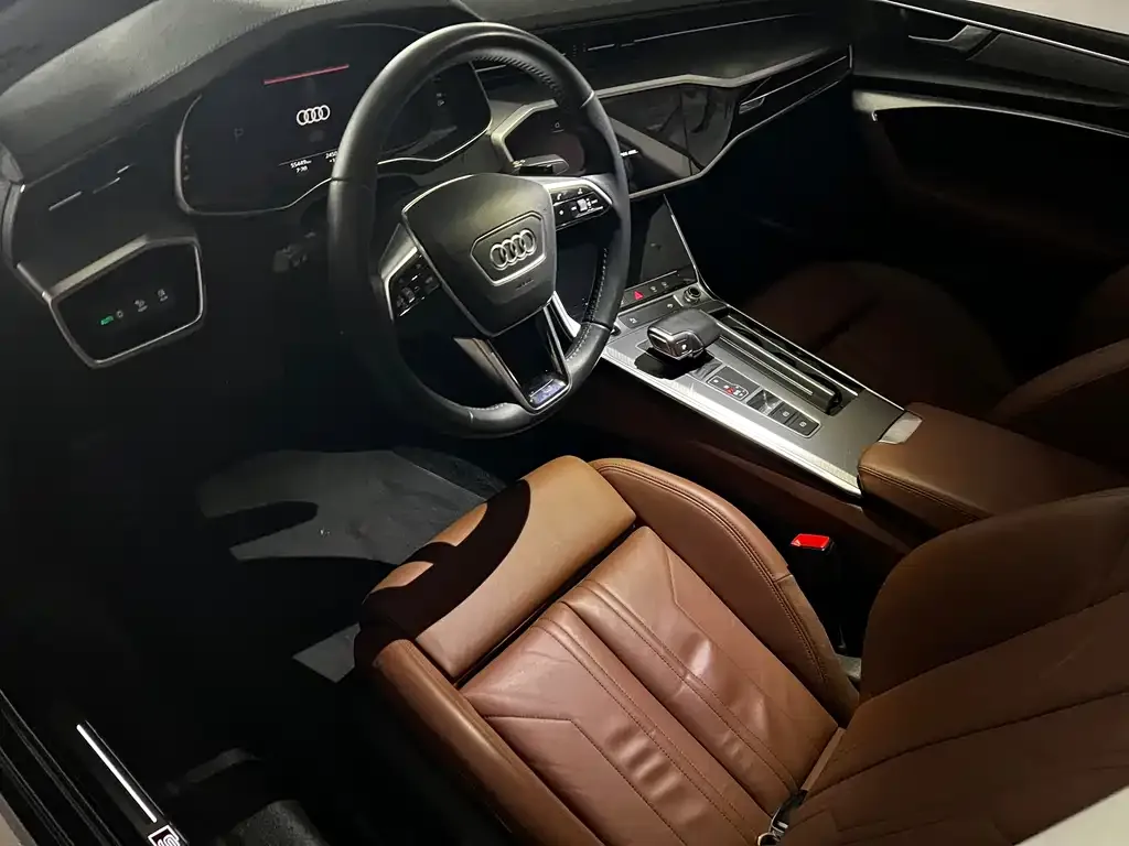 Audi A7 — фото 7