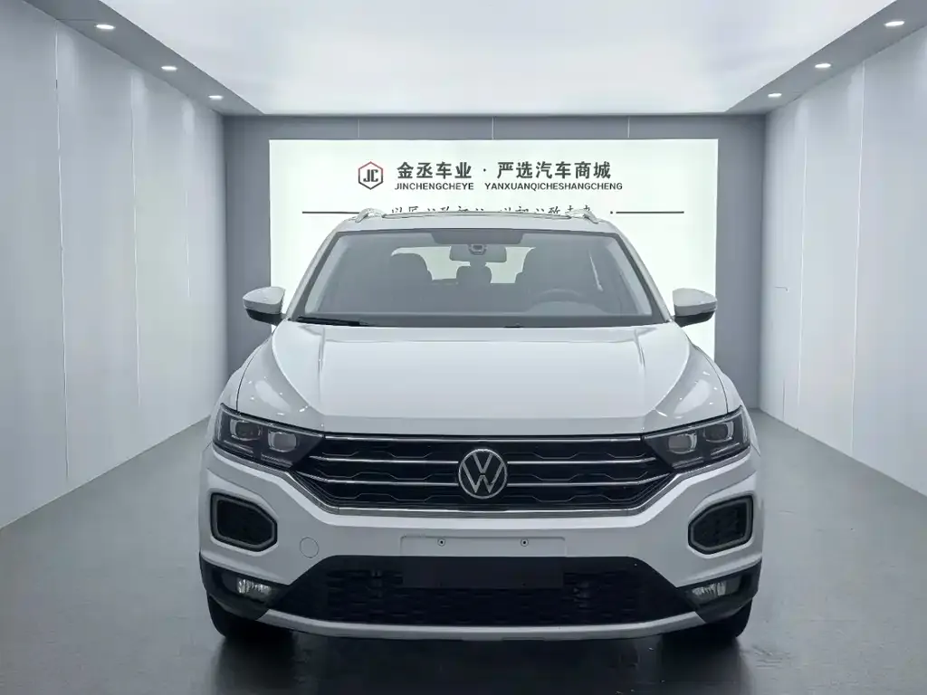 Volkswagen T-Roc — фото 2