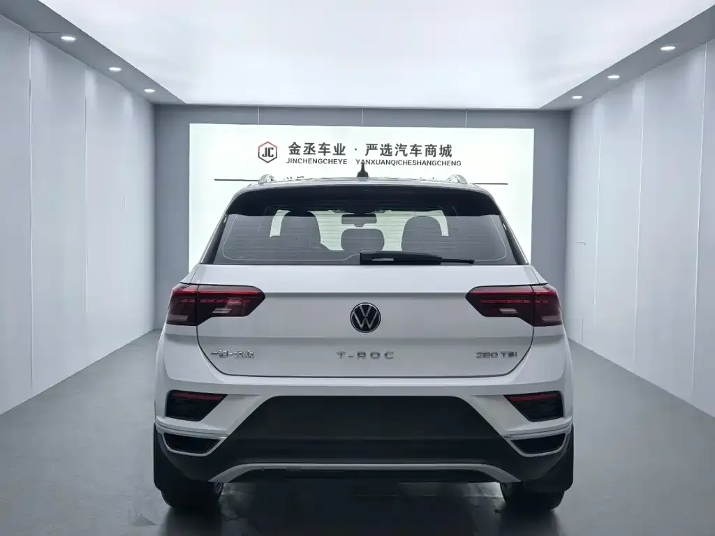 Volkswagen T-Roc — фото 3