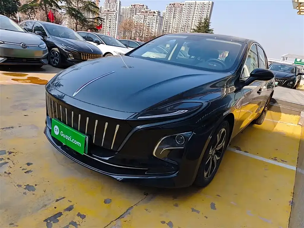 Hongqi E-QM5 — фото 2