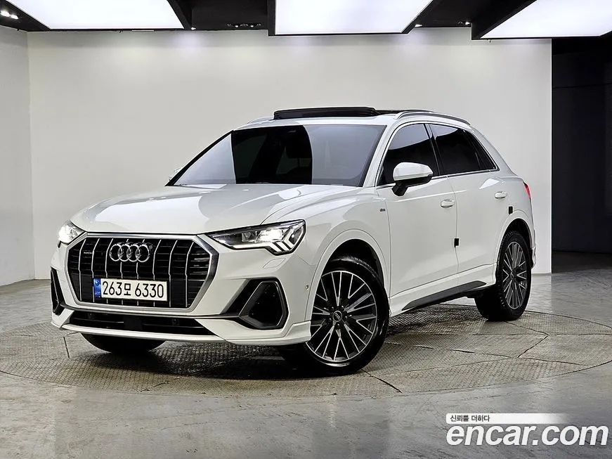 Audi Q3 — фото 1