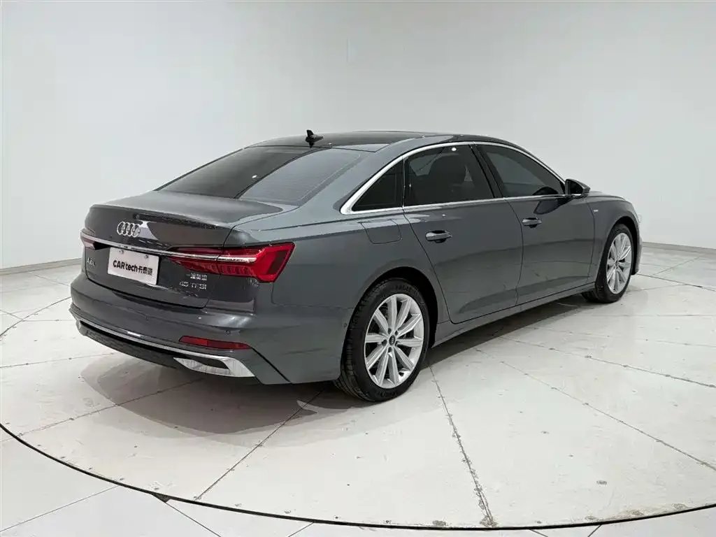 Audi A6L — фото 4
