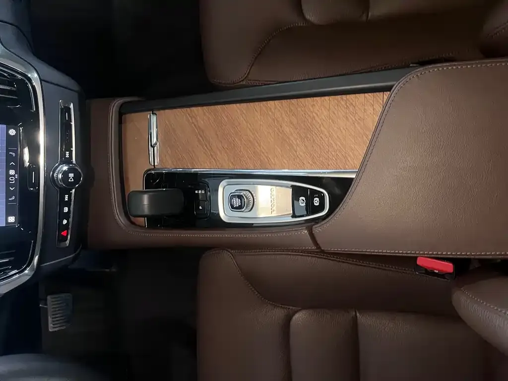 Volvo S90 — фото 2