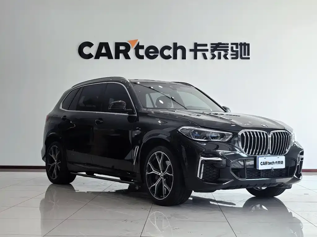 BMW X5 — фото 9
