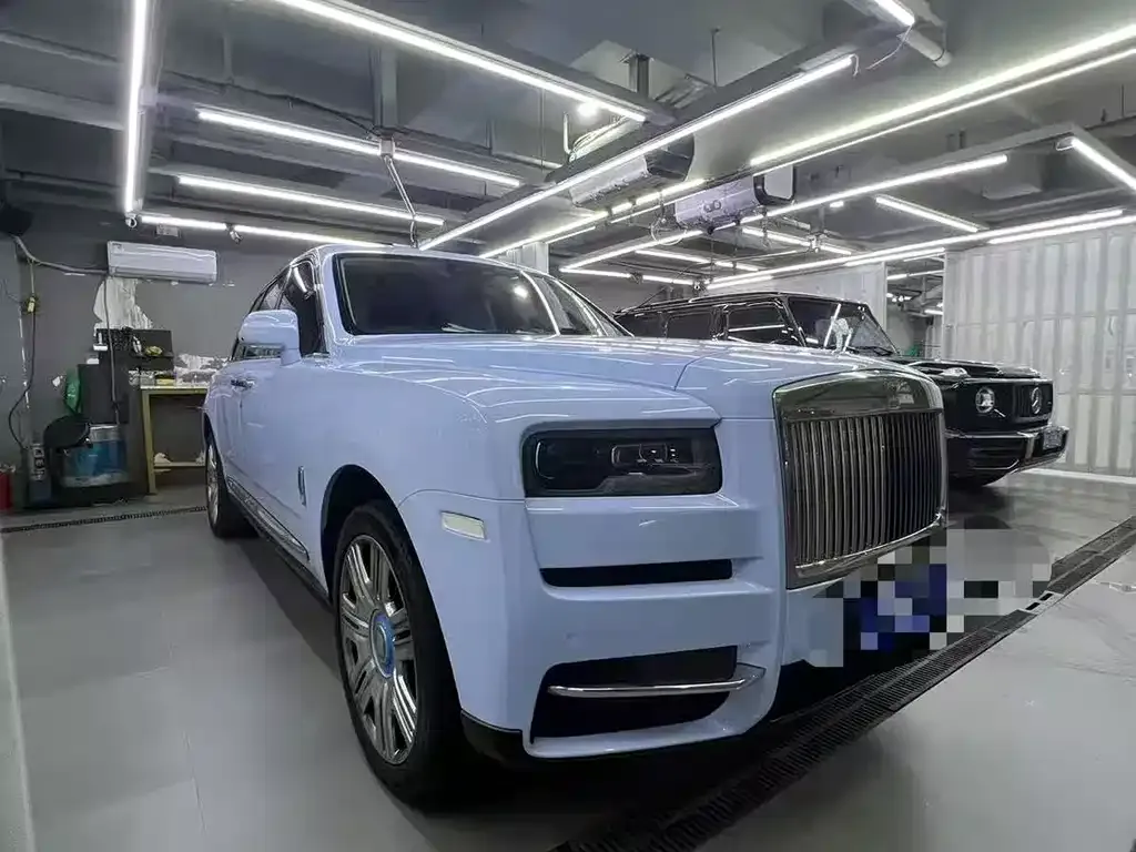 Rolls-Royce Cullinan — фото 2