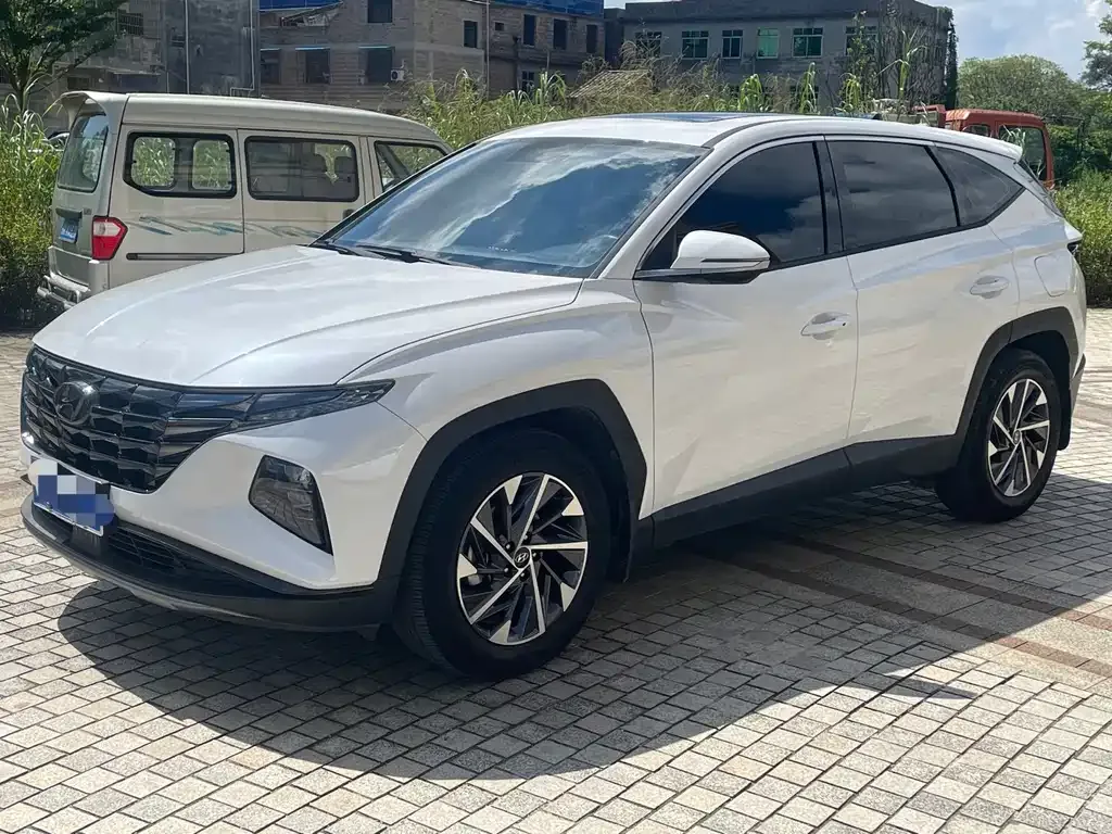 Hyundai Tucson — фото 1