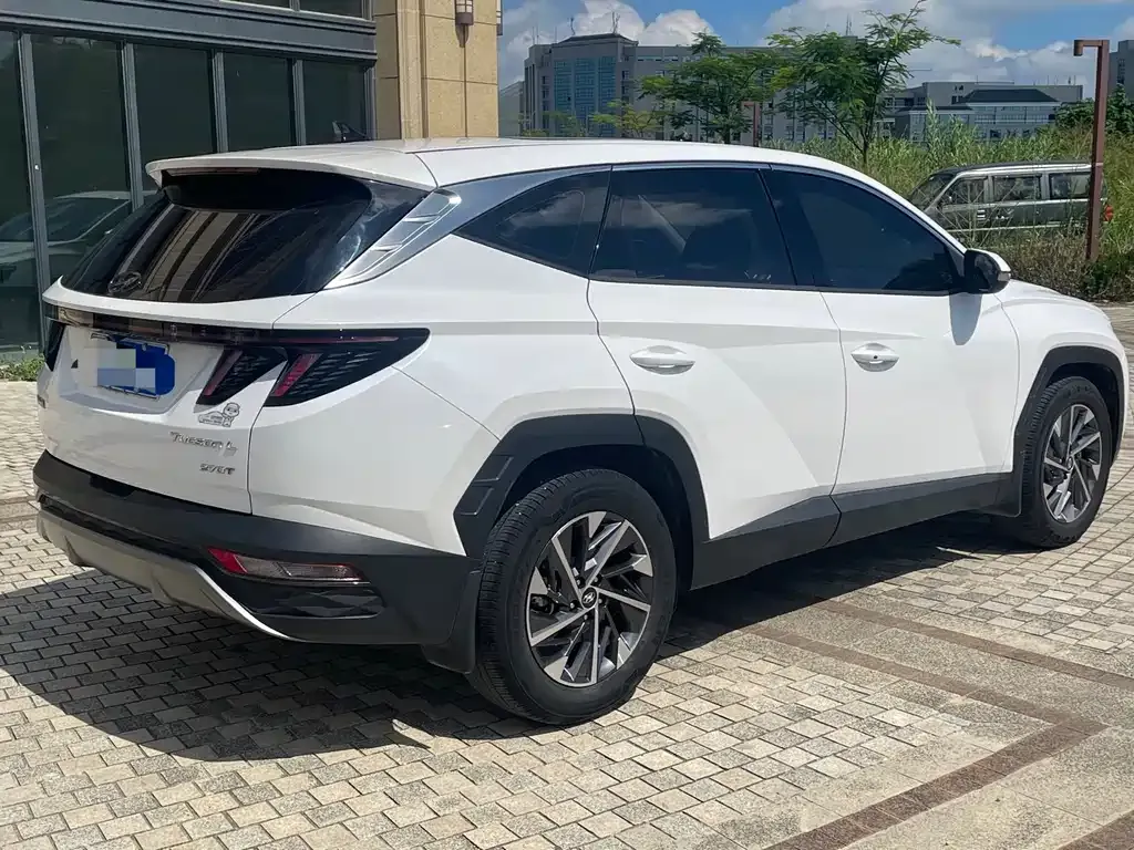 Hyundai Tucson — фото 4