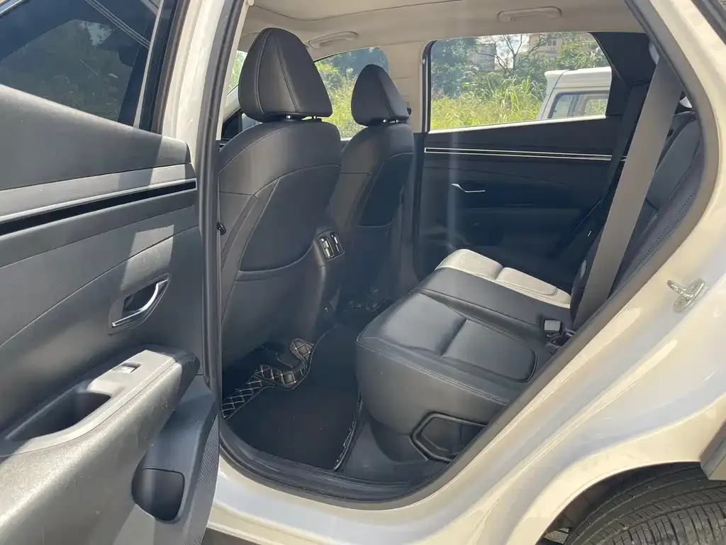Hyundai Tucson — фото 8