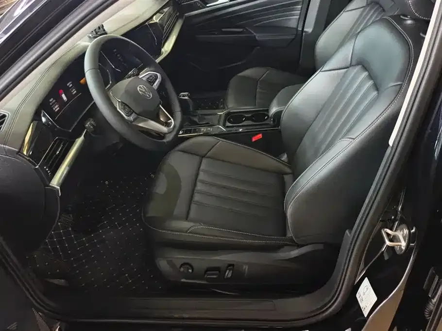 Volkswagen Passat — фото 7
