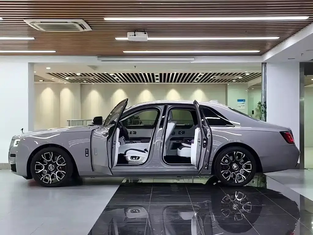 Rolls-Royce Ghost — фото 5