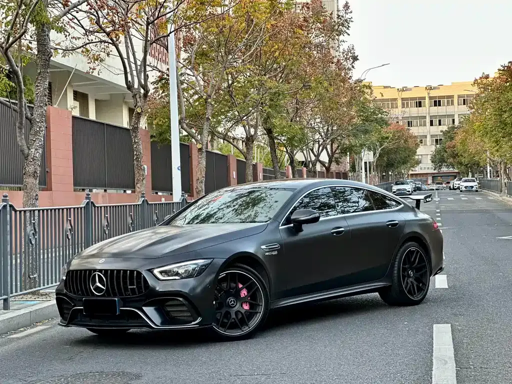 Mercedes-Benz AMG GT — фото 1