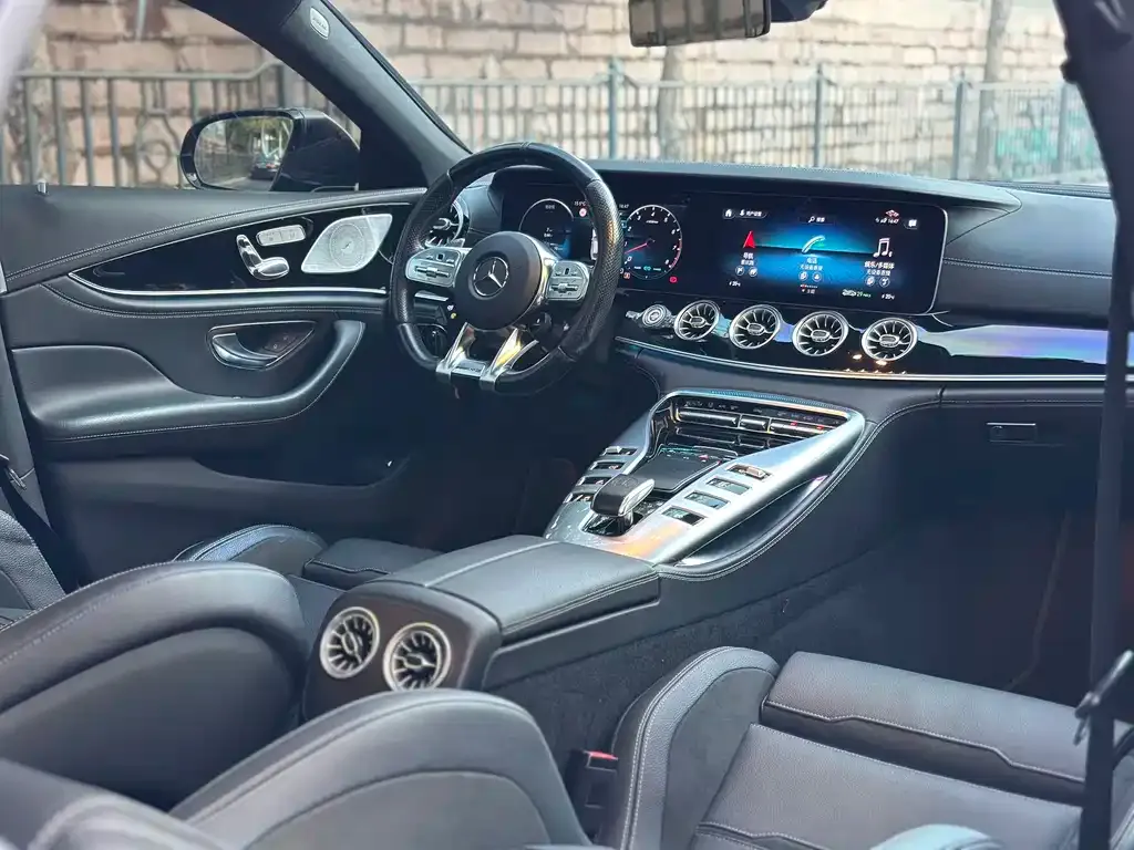 Mercedes-Benz AMG GT — фото 2