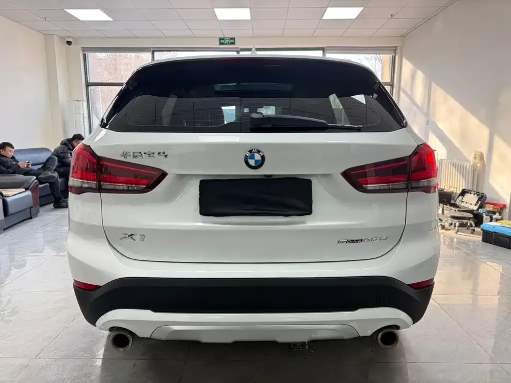 BMW X1 — фото 4