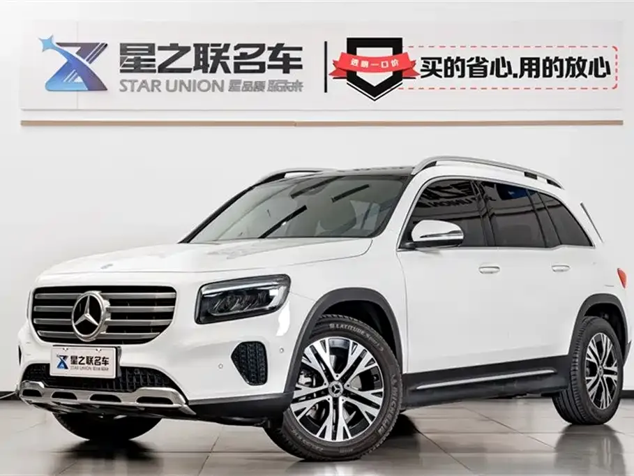 Mercedes-Benz GLB — фото 1