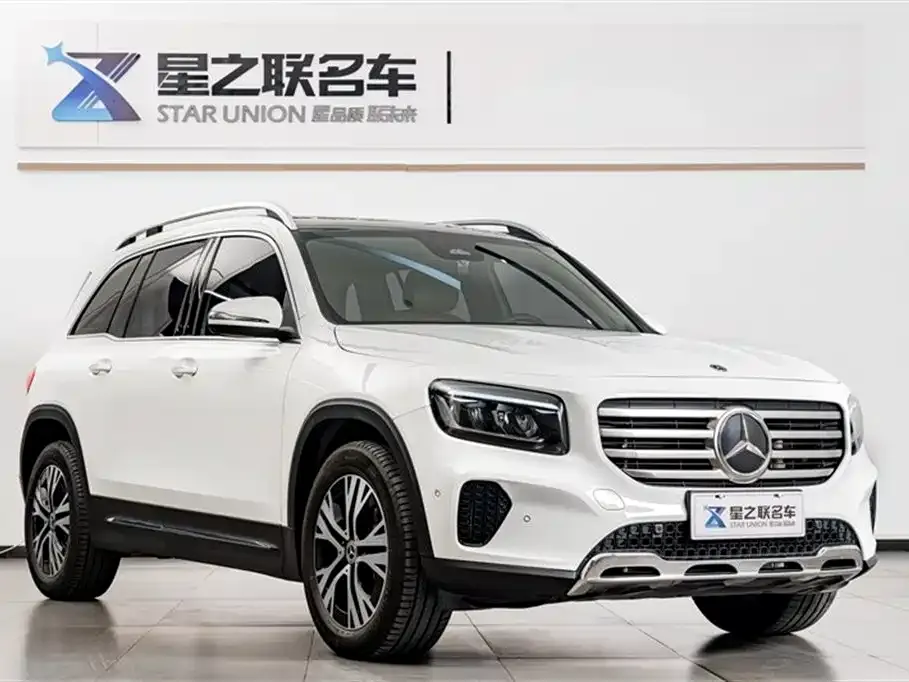 Mercedes-Benz GLB — фото 4