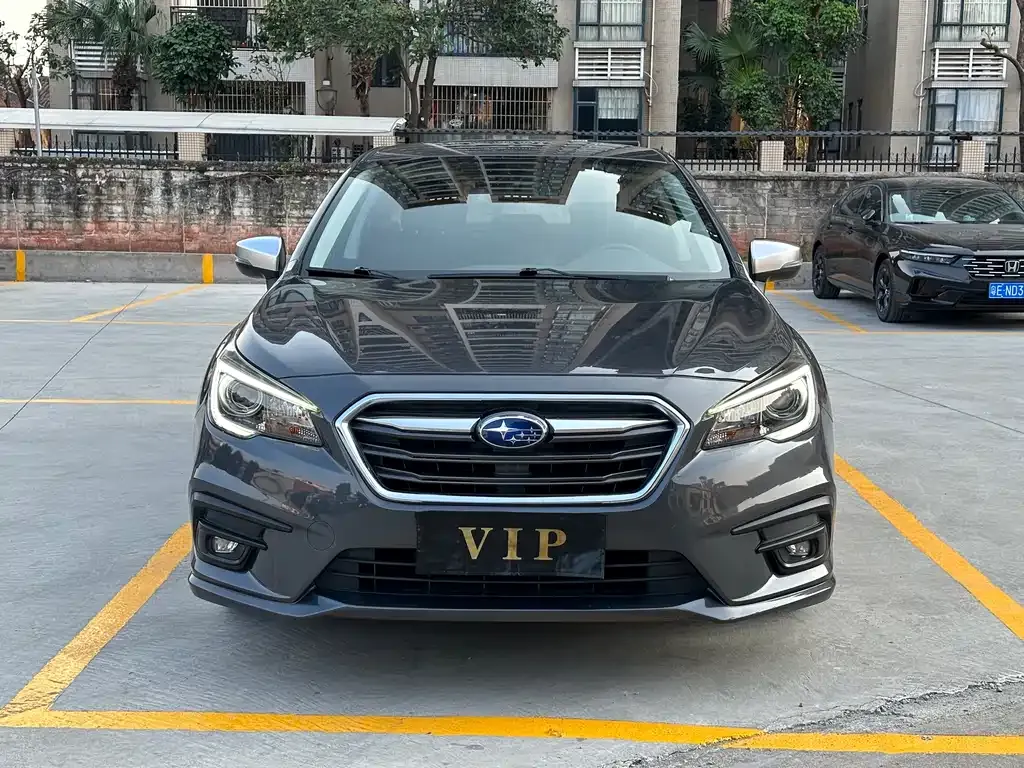 Subaru Legacy — фото 7