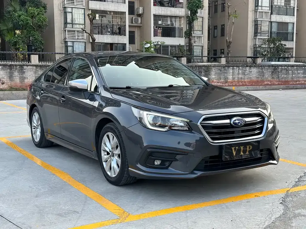 Subaru Legacy — фото 6