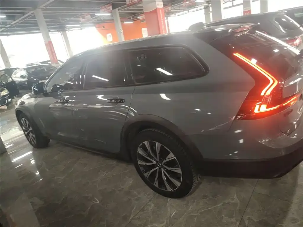 Volvo V90 — фото 3