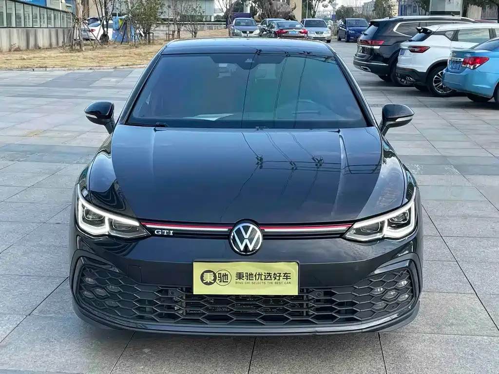 Volkswagen Golf GTI — фото 3