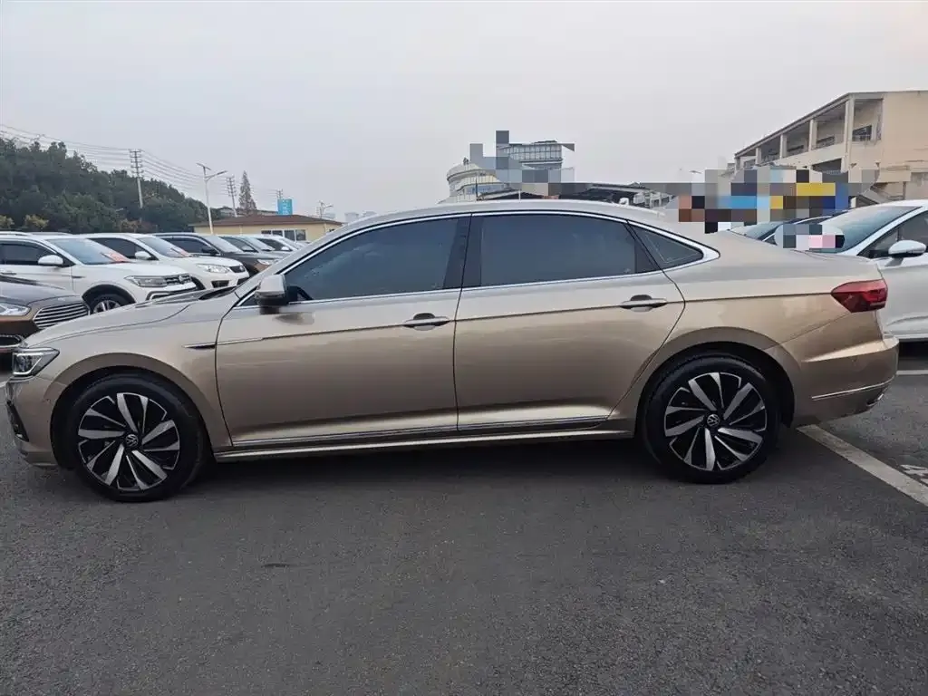 Volkswagen Passat — фото 5