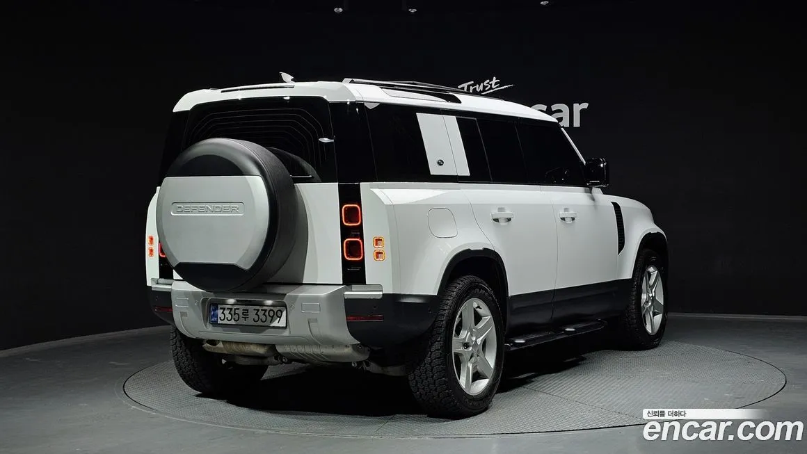 Land Rover Defender — фото 2