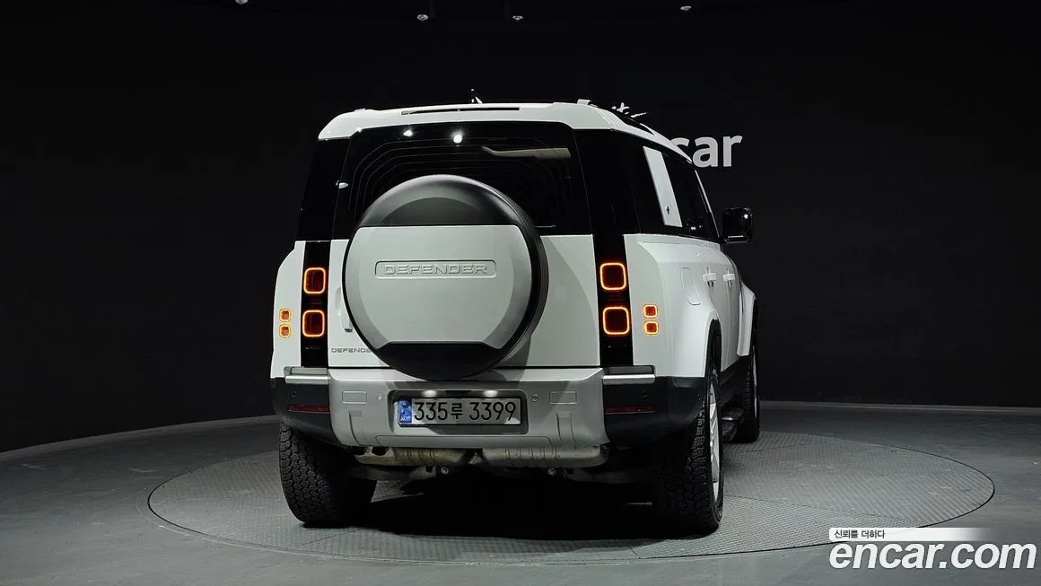 Land Rover Defender — фото 7