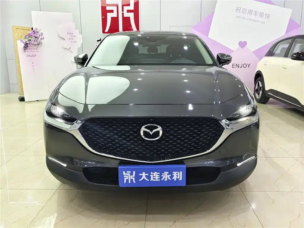 Mazda CX-30 — фото 1